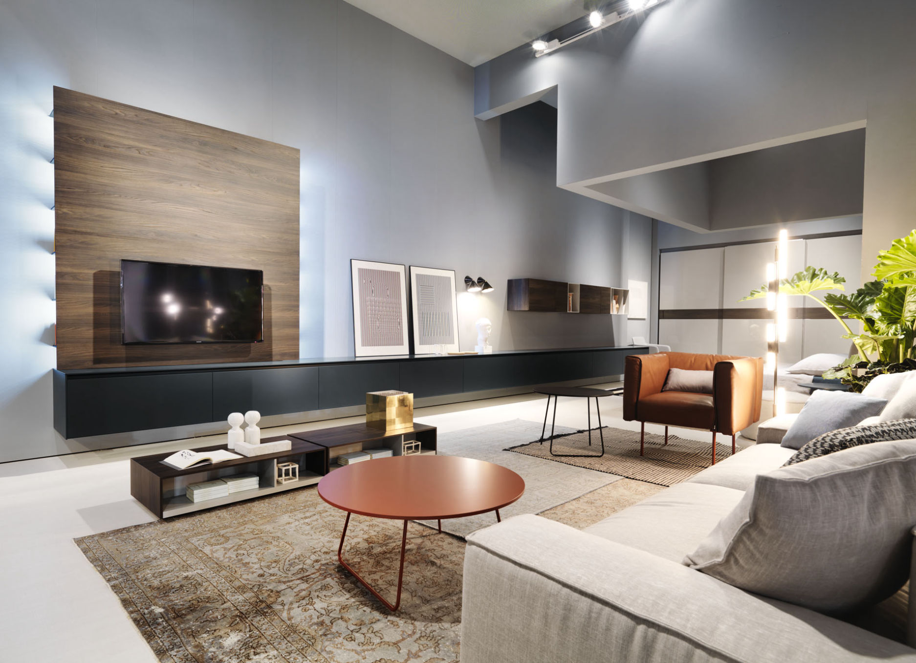 lang-10-novamobili-78-1874x1357